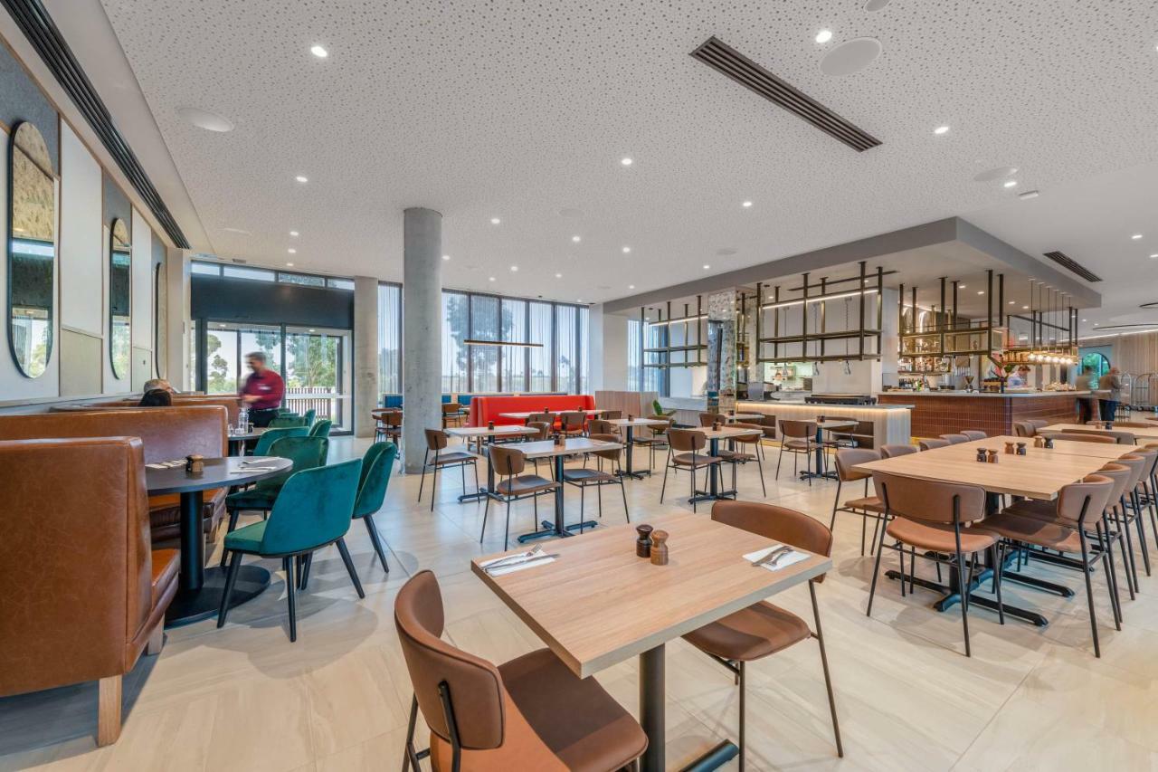 Mantra Melbourne Epping Hotell Exteriör bild